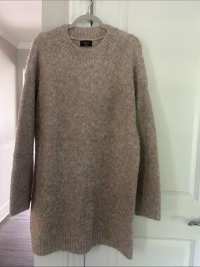 VICI Large Crewneck Sweater Dress